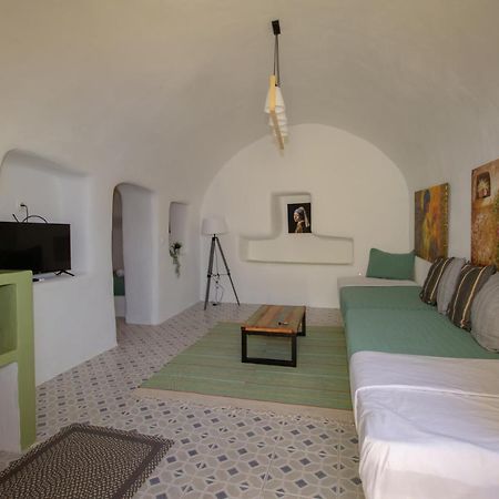 Villa Ariadni Cave Houses In Oia Exterior photo