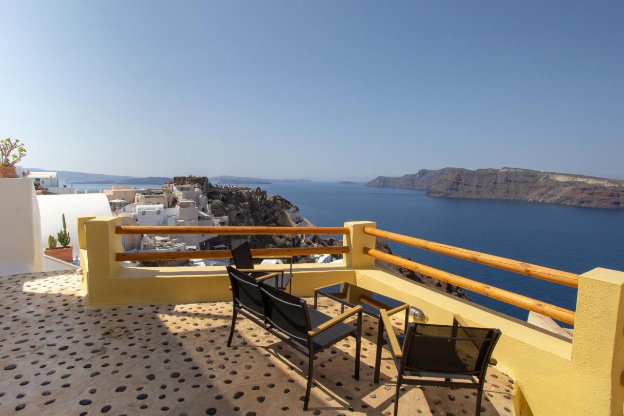 Villa Ariadni Cave Houses In Oia Exterior photo