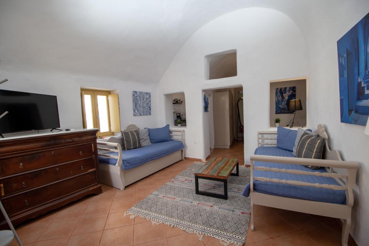 Villa Ariadni Cave Houses In Oia Exterior photo