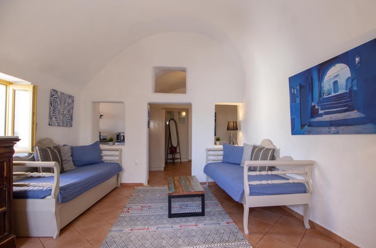 Villa Ariadni Cave Houses In Oia Exterior photo