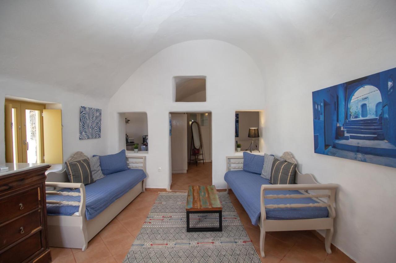 Villa Ariadni Cave Houses In Oia Exterior photo