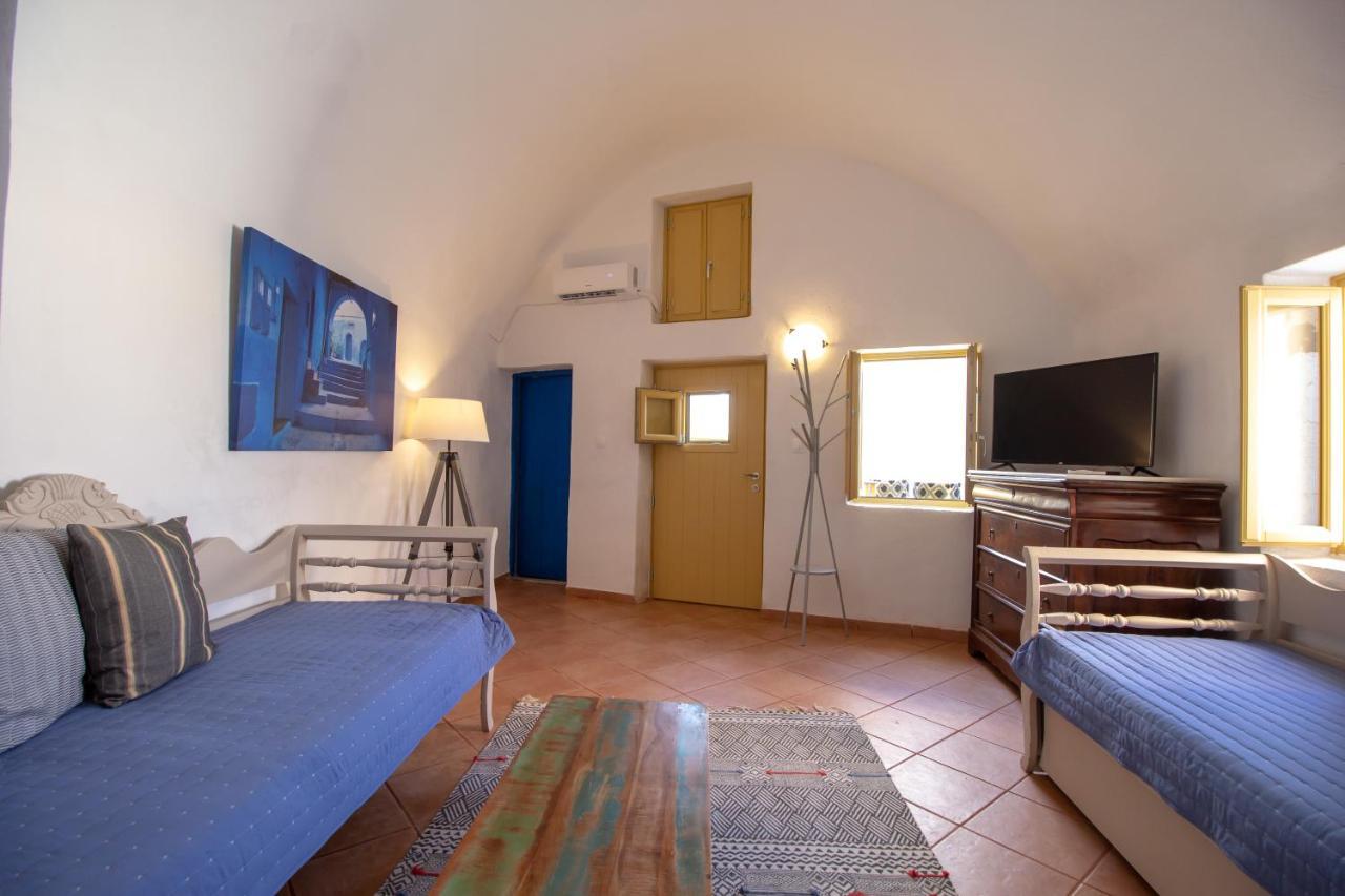 Villa Ariadni Cave Houses In Oia Exterior photo