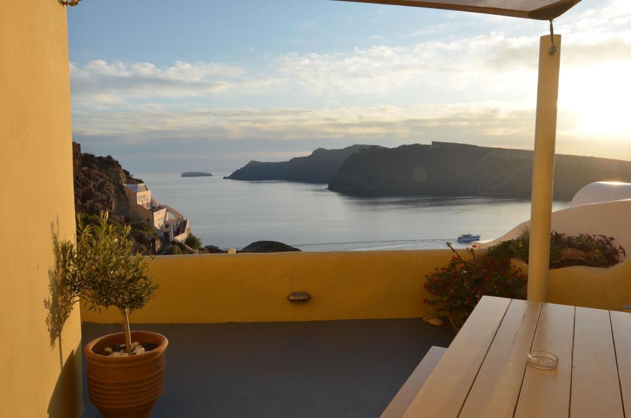 Villa Ariadni Cave Houses In Oia Exterior photo